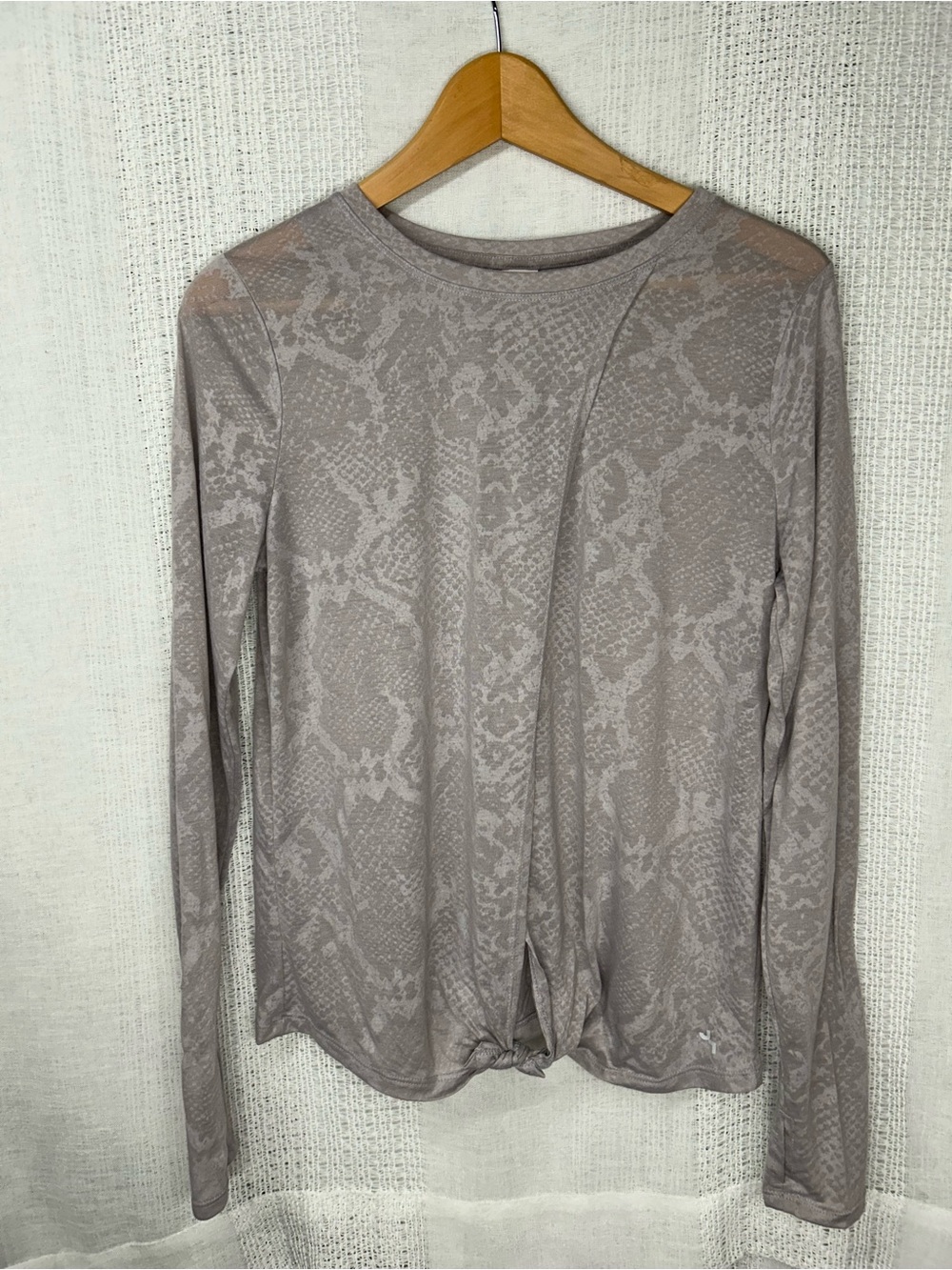 JoyLab Long Sleeve Snake-Print Tee in Taupe